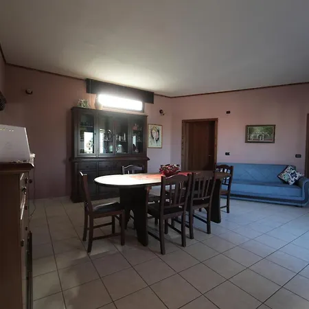 Bay Apartment *